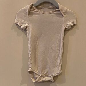 Kyte BABY Oat Bodysuit